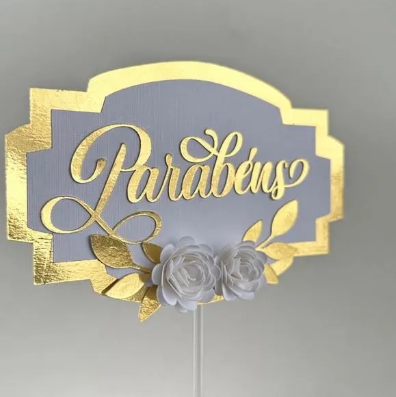 Topo de Bolo "parabéns" com Flores de Papel — papelaria personalizada Refinado Encanto