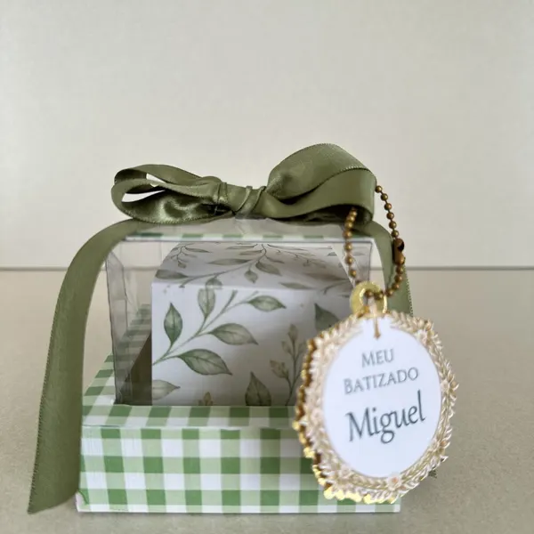Kit Batizado Verde Sálvia Luxo 16 Peças | Caixas Personalizadas Premium, foto 2 de 2
