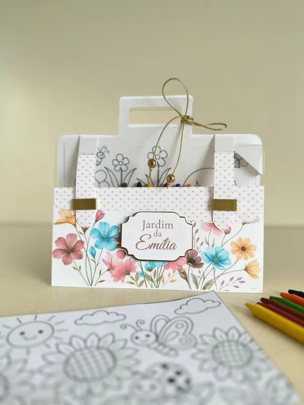 Kit de Colorir Jardim Encantado | Lembrancinha Infantil Personalizada — papelaria personalizada Refinado Encanto